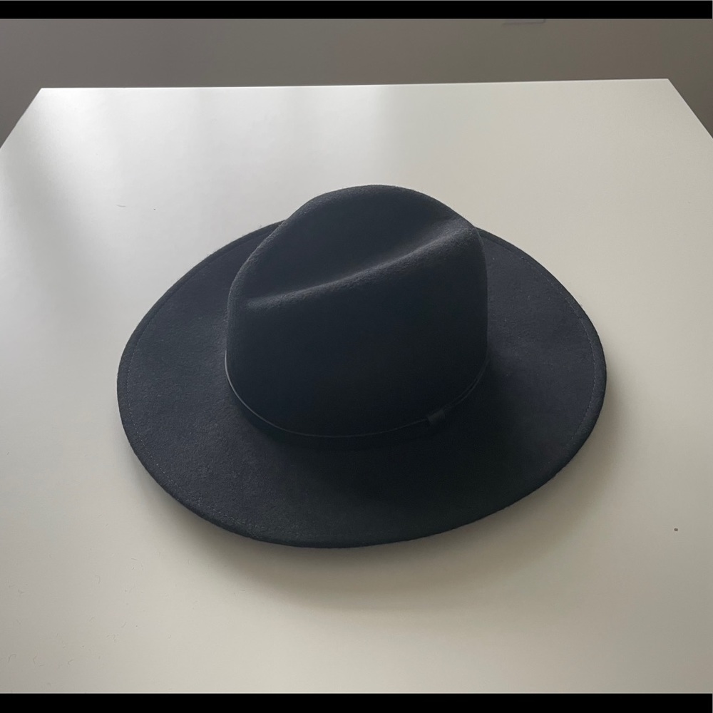 Urban Outfitters hat